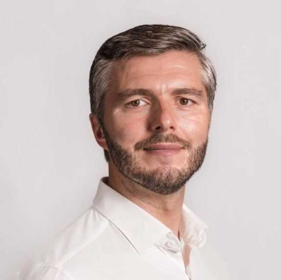 Kandidát na predsedu Žilinského kraja Peter Slyško.