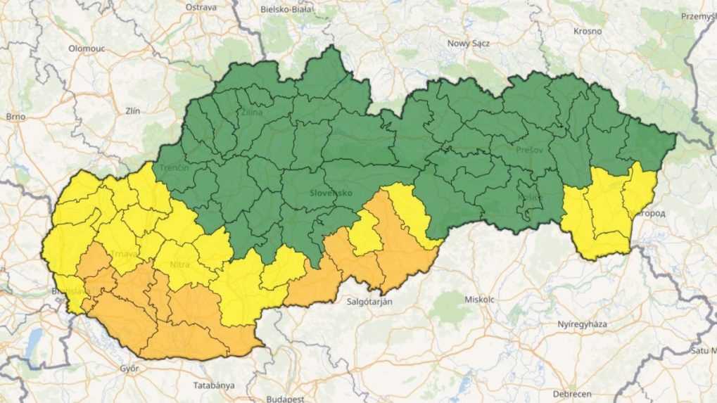 Na snímke je mapa Slovenska s výstrahami SHMÚ na štvrtok 14. júla.