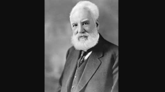 Na snímke vynálezca a pedagóg Alexander Graham Bell.