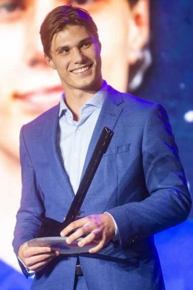 Na snímke hokejista Juraj Slafkovský.