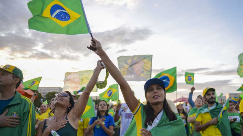 Bolsonarovi podporovatelia zablokovali cesty vo viacerých brazílskych štátoch