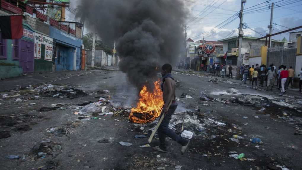 Kanada a Spojené štáty pomôžu Haiti obrnenými vozidlami