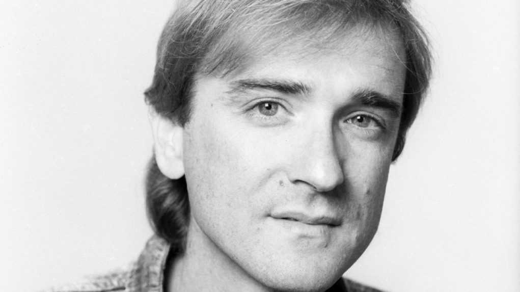 Spevák Miroslav Žbirka na archívnej snímke z roku 1985.