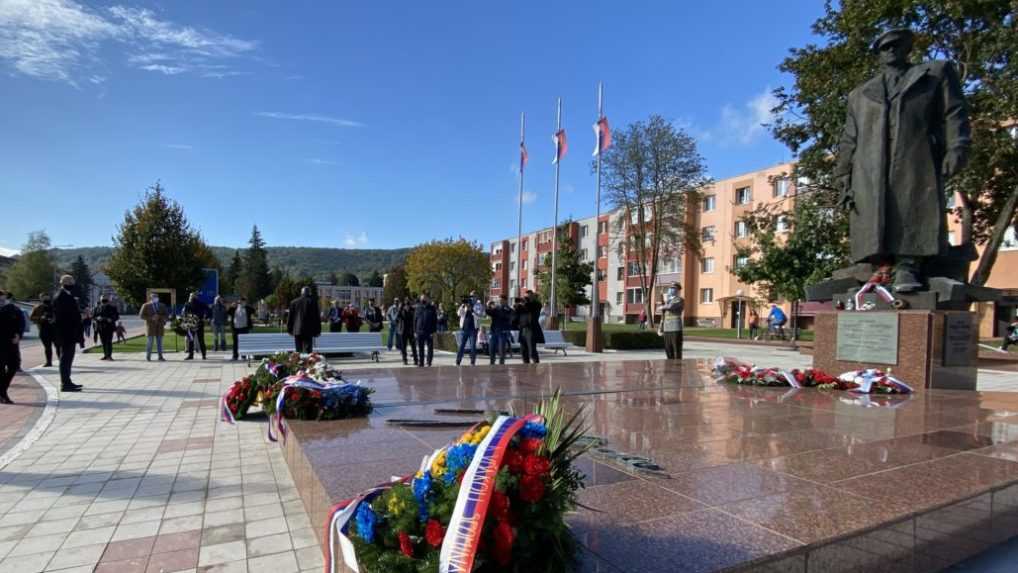 Pamätník armádneho generála Ludvíka Svobodu vo Svidníku.