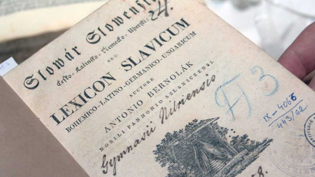 Na snímke detail vzácneho výtlačku slovníka Antona Bernoláka.