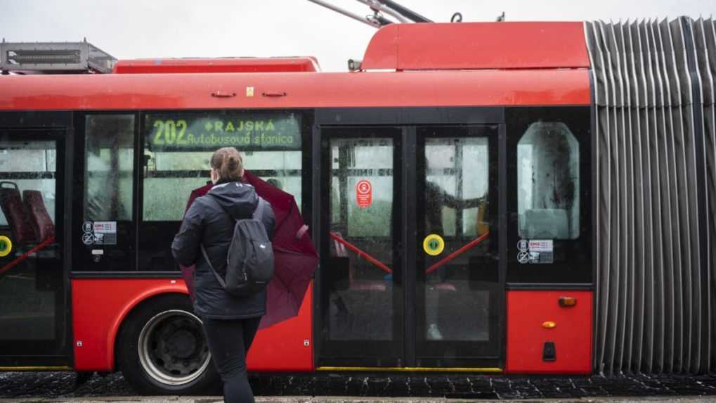 V Bratislave jazdil vodič trolejbusu pod vplyvom alkoholu