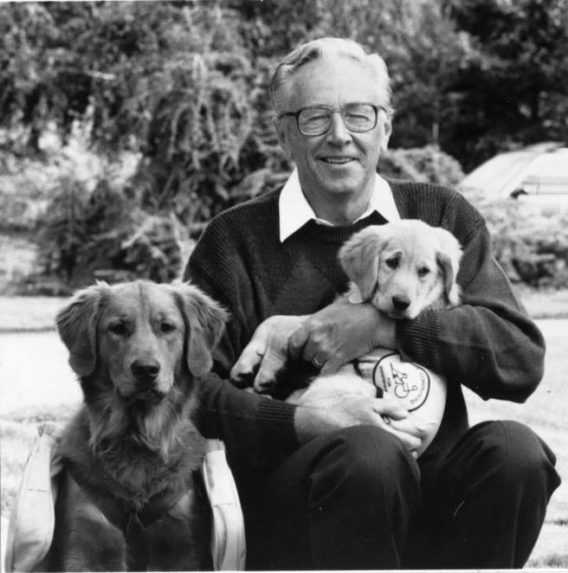 Na snímke americký tvorca komiksov Charles Schulz.