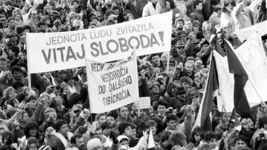 Archívne foto - Nežná revolúcia zo 17. novembra 1989.