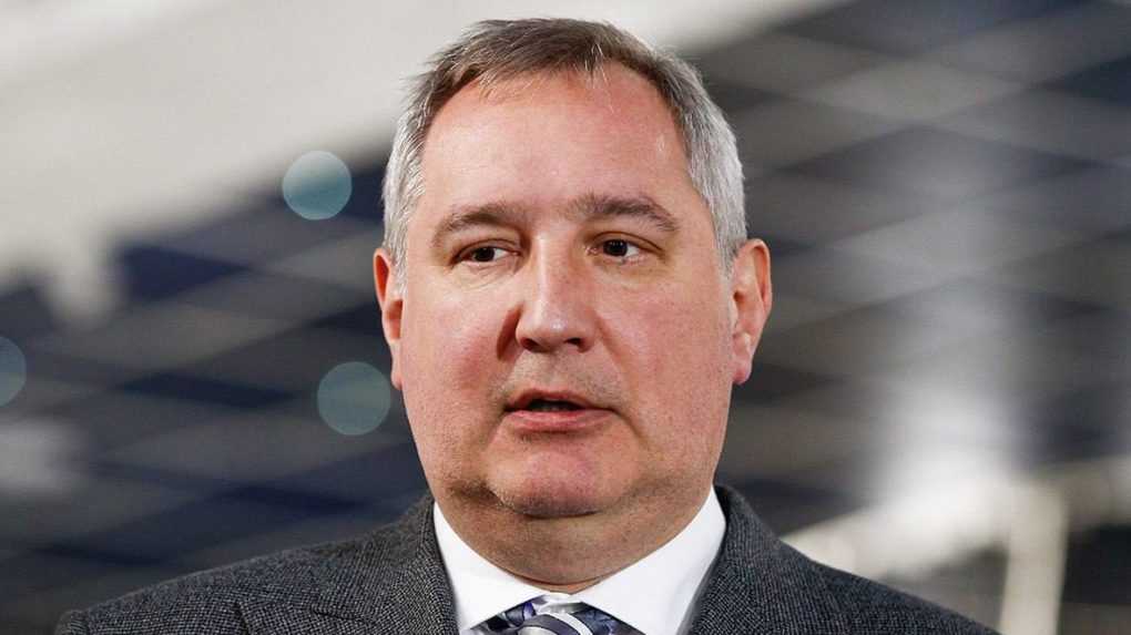 Pri ostreľovaní v Donbase utrpel zranenia bývalý šéf Roskosmosu Rogozin