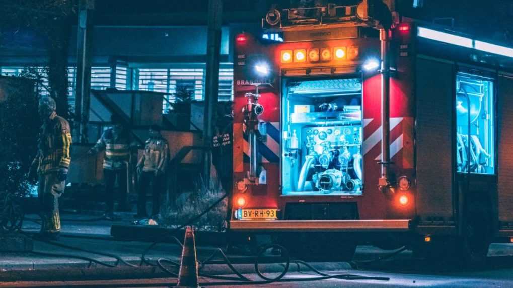 Pri požiari v nákupnom centre na predmestí Moskvy zahynul jeden človek