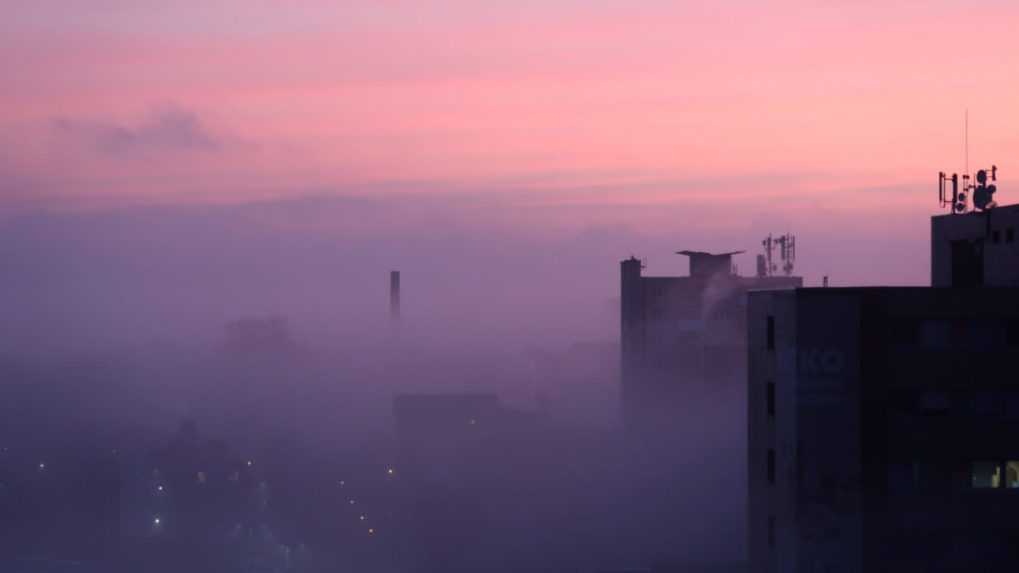 Meteorológovia upozorňujú na hmlu