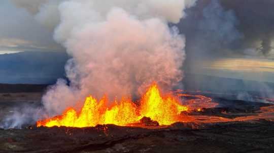 Erupcia sopky Mauna Loa.