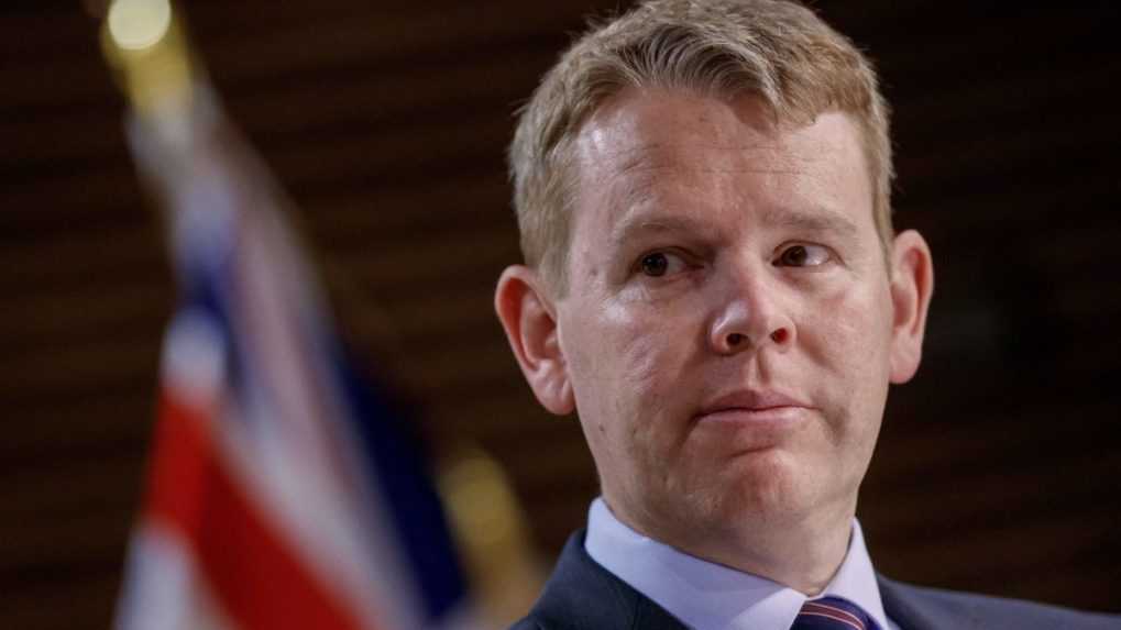 Novozélandskú premiérku nahradí Chris Hipkins