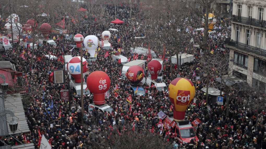 Francúzska ľavica pripravuje nový protest proti dôchodkovej reforme