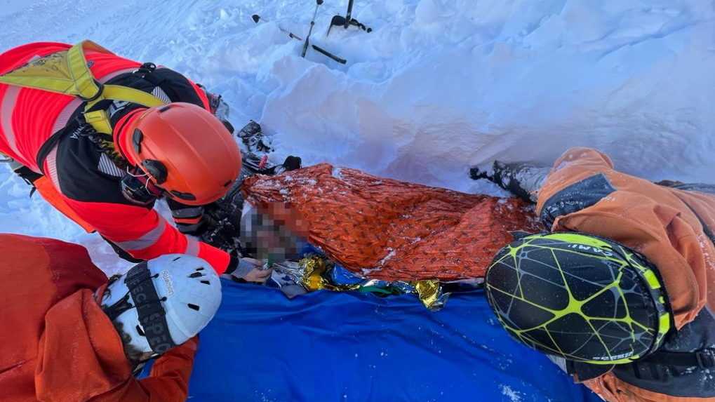 Snímka zo zásahu po páde lavíny v Nízkych Tatrách.