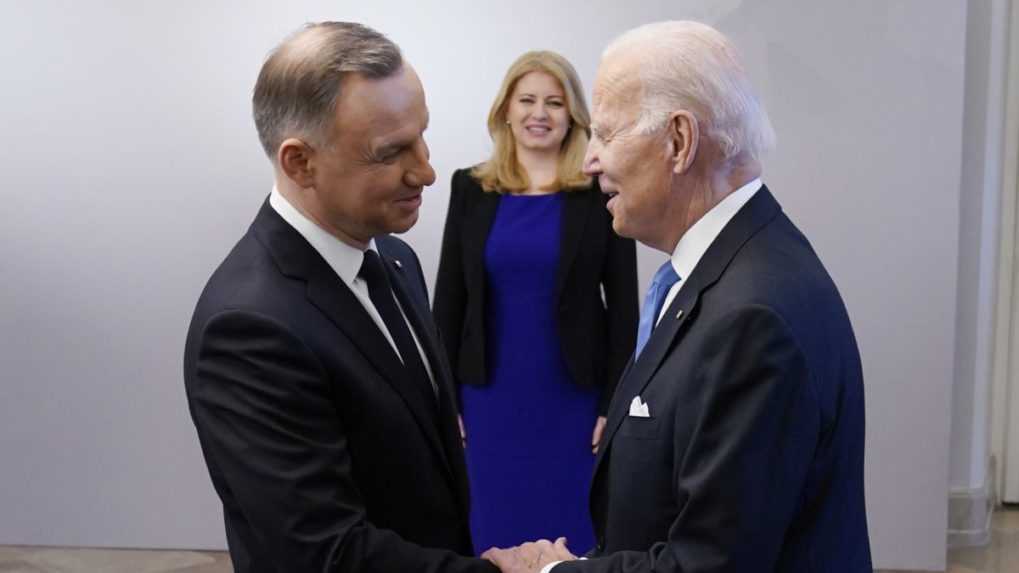 Členovia východného krídla NATO sú chránení viac než predtým, vyhlásila prezidentka