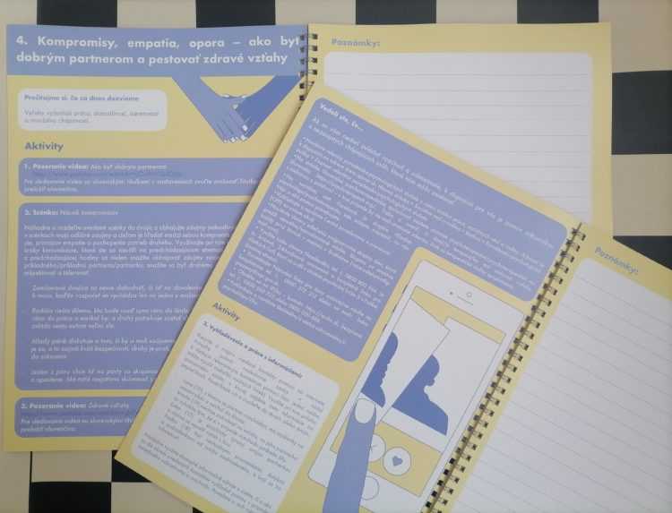 Na snímke pracovný zošit Partnerská a sexuálna výchova.