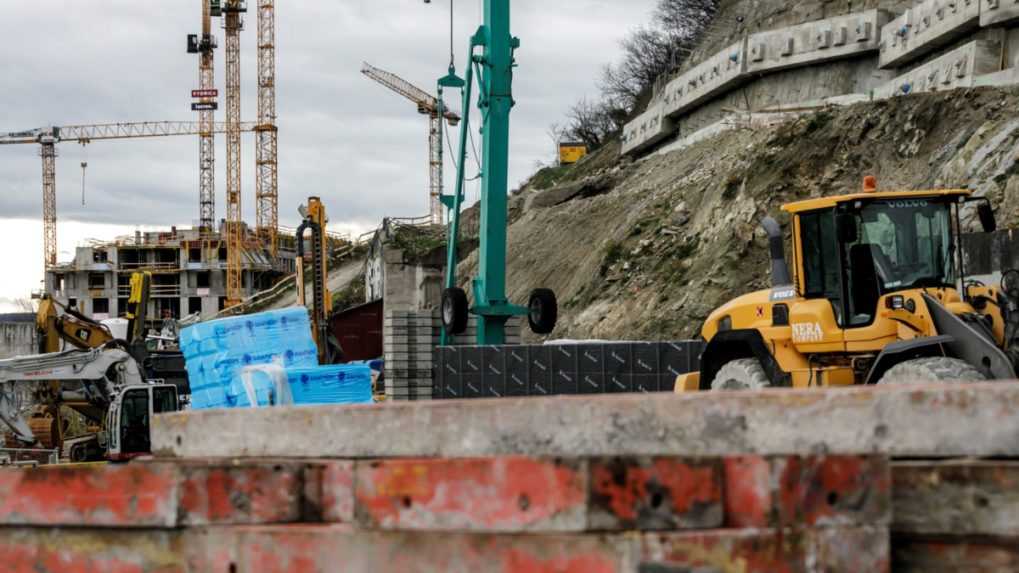 Sme rodina chce zjednodušiť povoľovanie výstavby. OĽANO za tým vidí miliardový biznis
