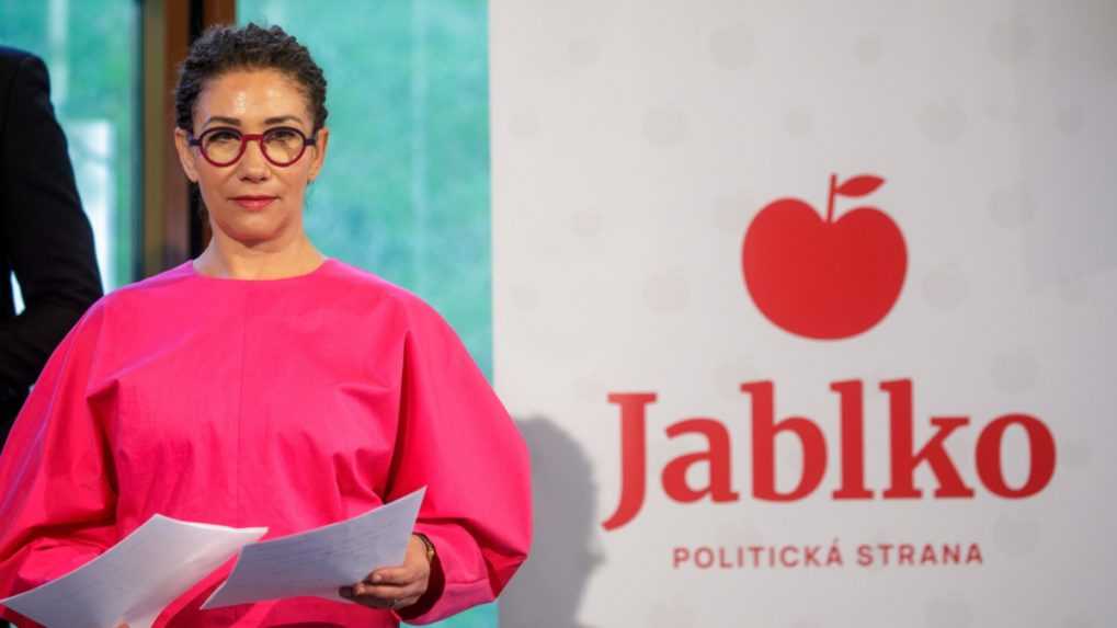 Zakladateľka strany Jablko Lucia Ďuriš Nicholsonová.