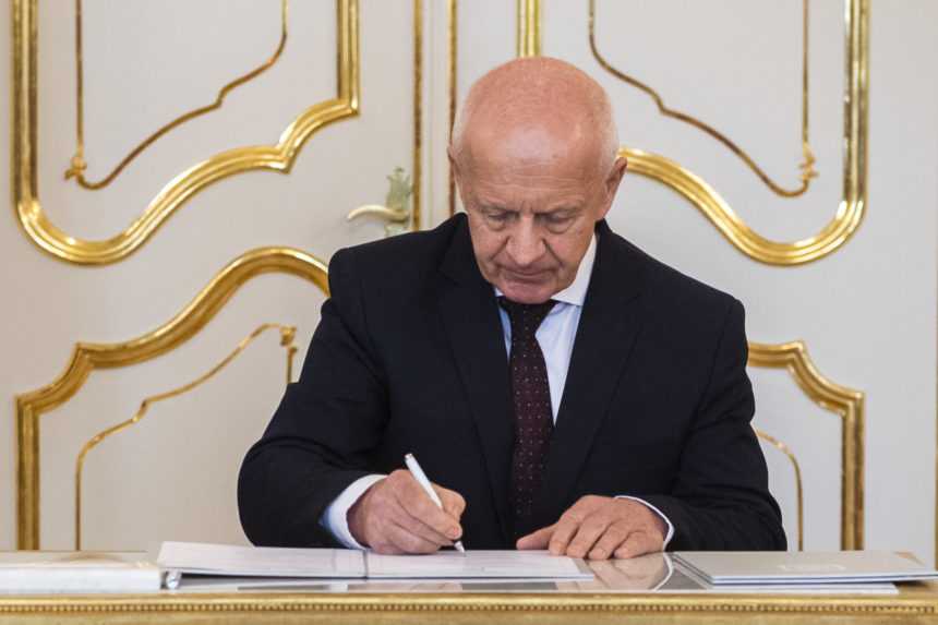 Minister pôdohospodárstva a rozvoja vidieka SR Jozef Bíreš.