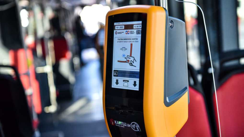 Novinka v Prešove: Elektronický lístok na MHD si kúpite bezkontaktne už aj vo vozidle