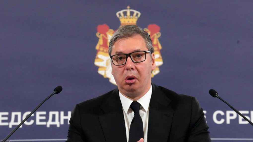 Srbi v rámci amnestie odovzdali tisícky zbraní, oznámil prezident Vučič