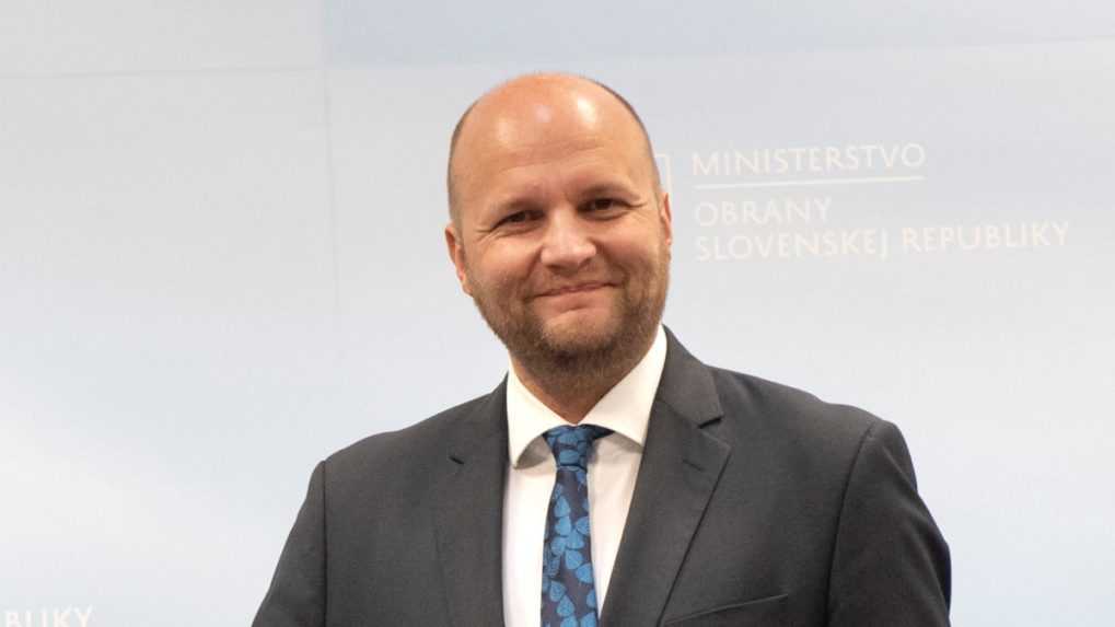 Exminister obrany Jaroslav Naď bude kandidovať za predsedu strany Demokrati