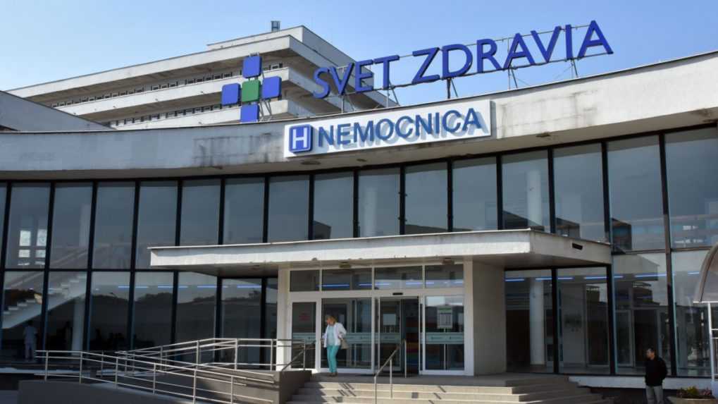 V trebišovskej nemocnici obmedzili hospitalizácie na detskom oddelení. Nemajú dostatok lekárov