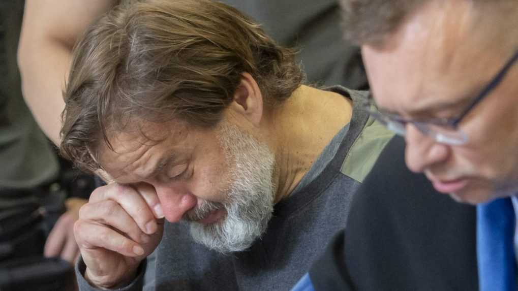 Obvinený Dušan Dědeček.