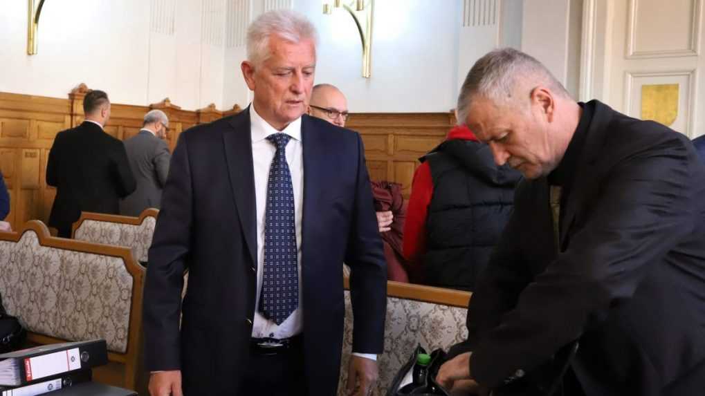 Obžalovaného Jozefa Brhela museli hospitalizovať. Pojednávanie v kauze Mýtnik odročili