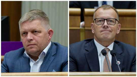 Na snímke zľava predseda strany Smer-SD Robert Fico a predseda NR SR Boris Kollár (Sme rodina).