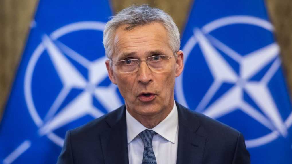 Stoltenberg bude generálnym tajomníkom NATO ešte ďalší rok. Predĺžili mu funkčné obdobie