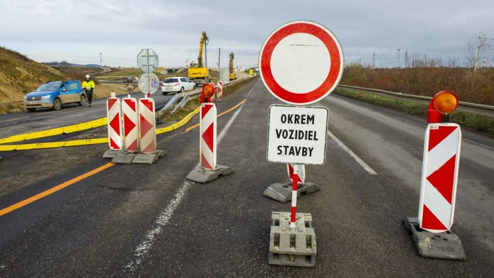 Na priechode Donovaly budú platiť výrazné dopravné obmedzenia. Vodiči sa musia pripraviť aj na zdržanie