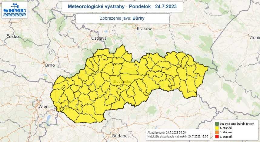 Výstraha pred búrkami v pondelok (27. 7.).