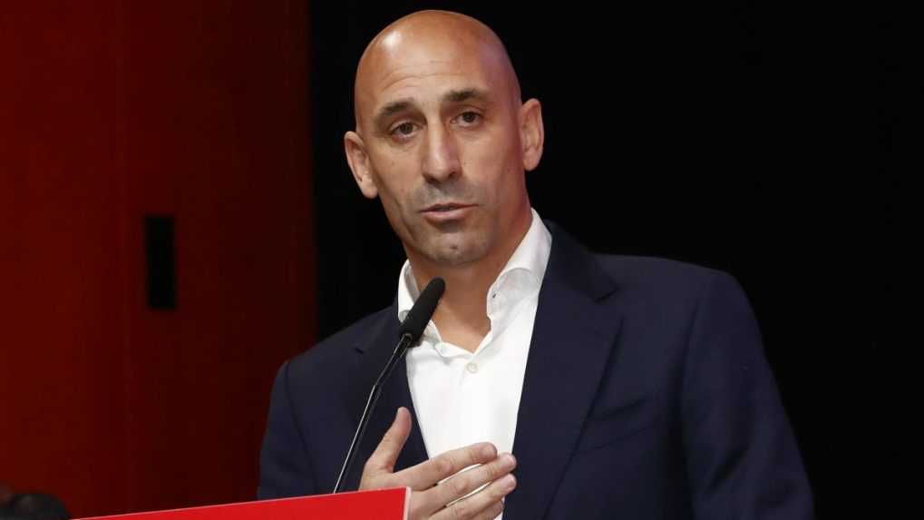 Rubiales dostal trojročný zákaz pôsobenia v španielskom športe