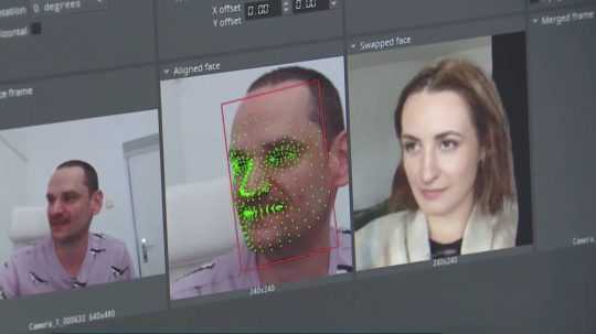 Na snímke je program na tvorbu deepfake videí.