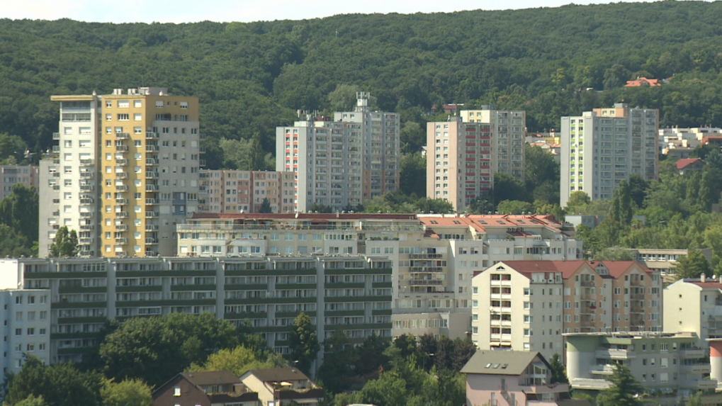 Nové fixácie hypoték môžu mať podľa NBS o 100 eur vyššie splátky. Riziko nesplácania je podľa bankovej asociácie malé