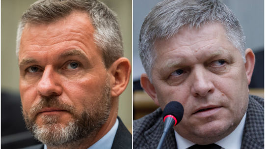 Zľava Peter Pellegrini a Robert Fico.