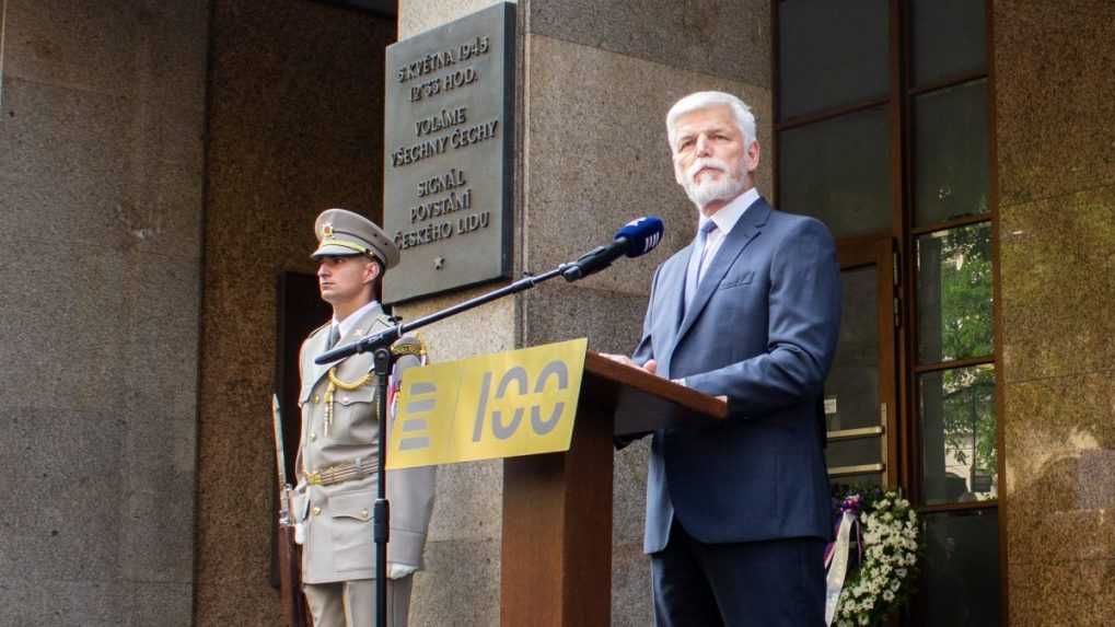 Petr Pavel si uctil pamiatku obetí okupácie Československa. Na Ukrajine sa deje niečo podobné, pripomenul