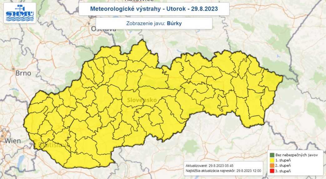 Výstraha pred búrkami v utorok (29. 8.).
