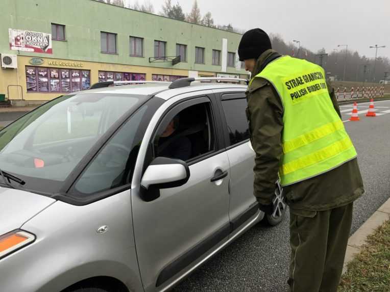 Rozhodnutie Poľska o sprísnených kontrolách na hraniciach so Slovenskom nie je zatiaľ oficiálne, tvrdí rezort vnútra