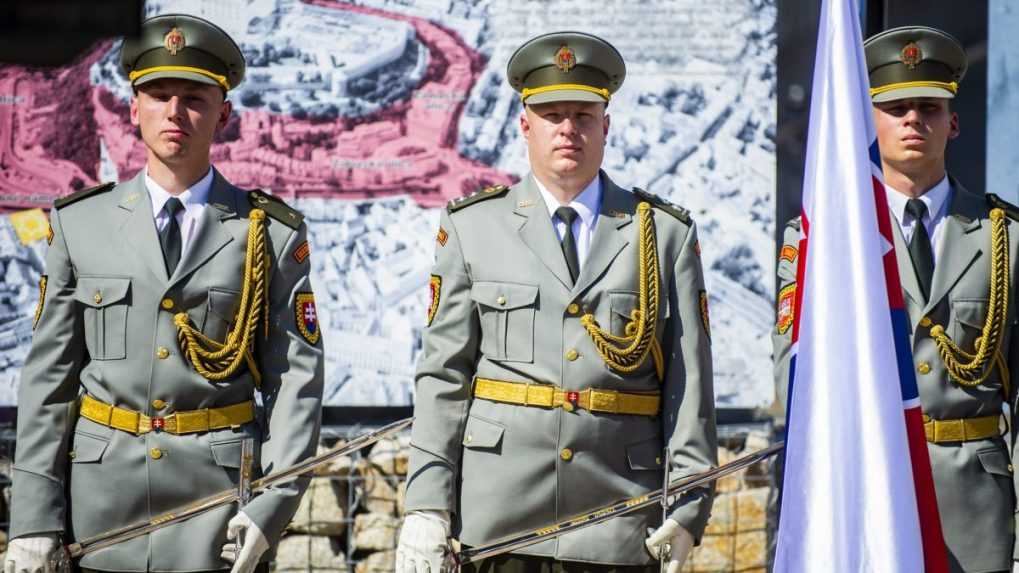 Vojaci Ozbrojených síl SR.