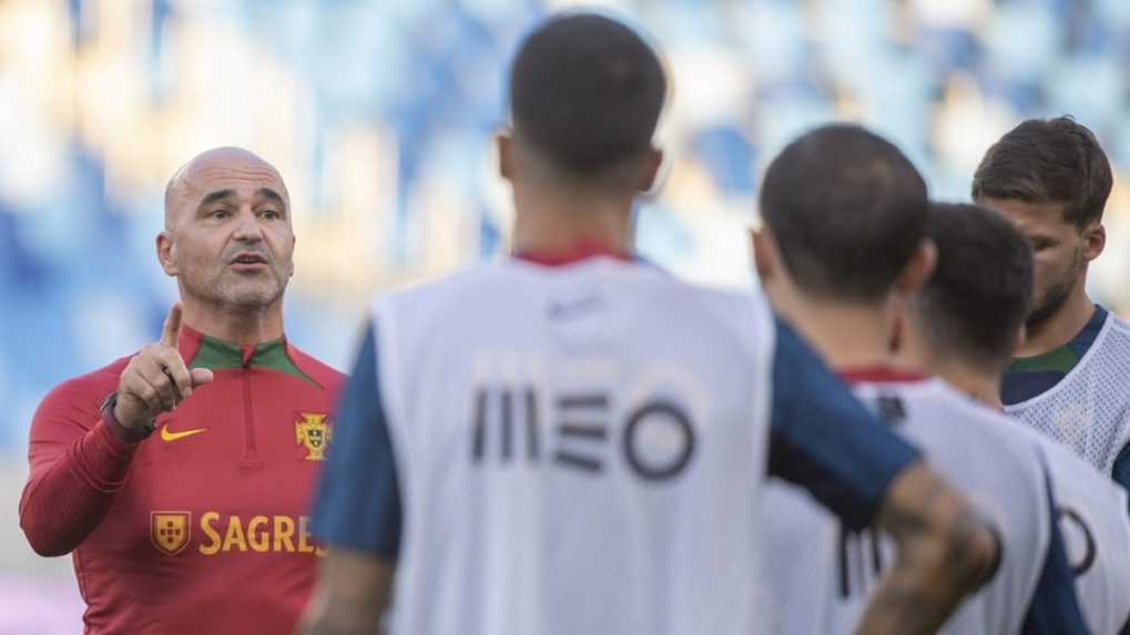 VIDEO: Ronaldo a jeho spoluhráči si vyskúšali trávnik na Tehelnom poli. Takto vyzeral ich tréning