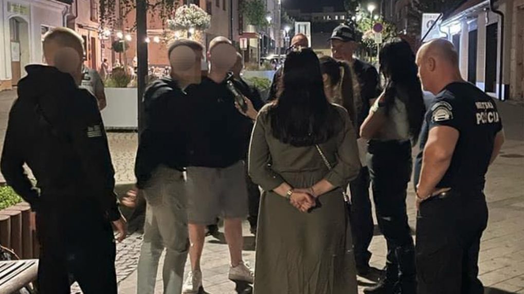 Policajn&aacute; razia na alkohol u det&iacute; v Hlohovci.