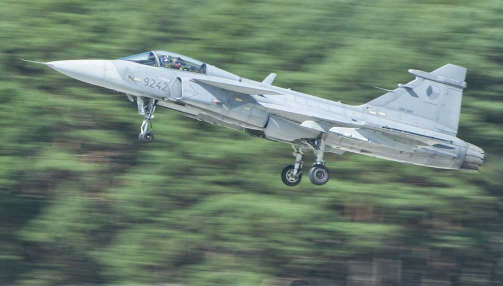 Nadšenci letectva si aj tento rok prišli na svoje. V akcii mohli vidieť švédske gripeny či americké F-16