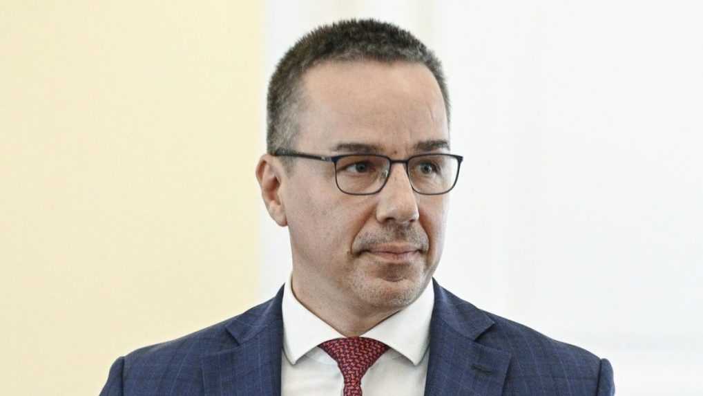 Nezamestnanosť na Slovensku v apríli klesla na historické minimum. Rezort práce pripravuje kurzarbeit na udržanie situácie