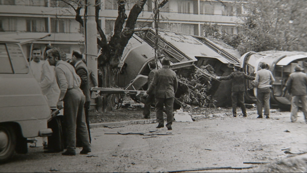 Archívna snímka z nehody električky v Košiciach z roku 1978.