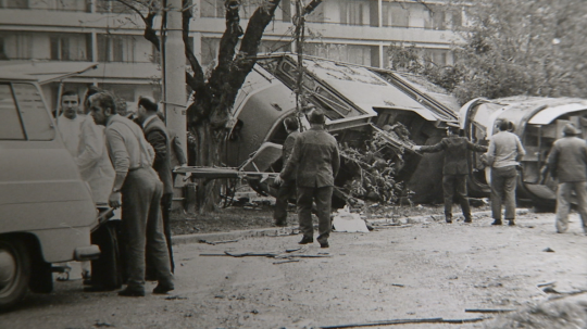 Archívna snímka z nehody električky v Košiciach z roku 1978.