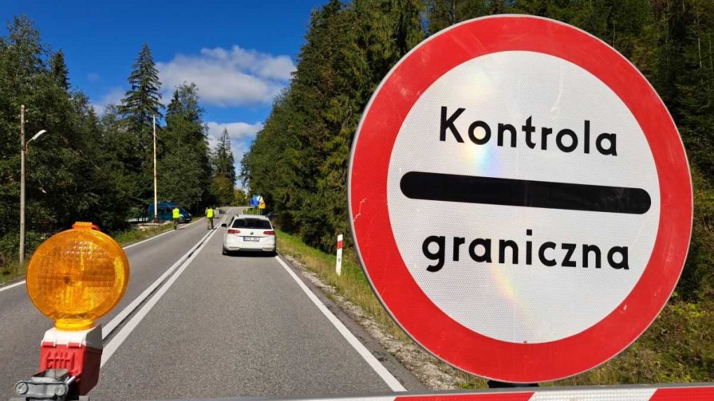 Poľsko predlžuje kontroly na hraniciach so Slovenskom o ďalších 20 dní