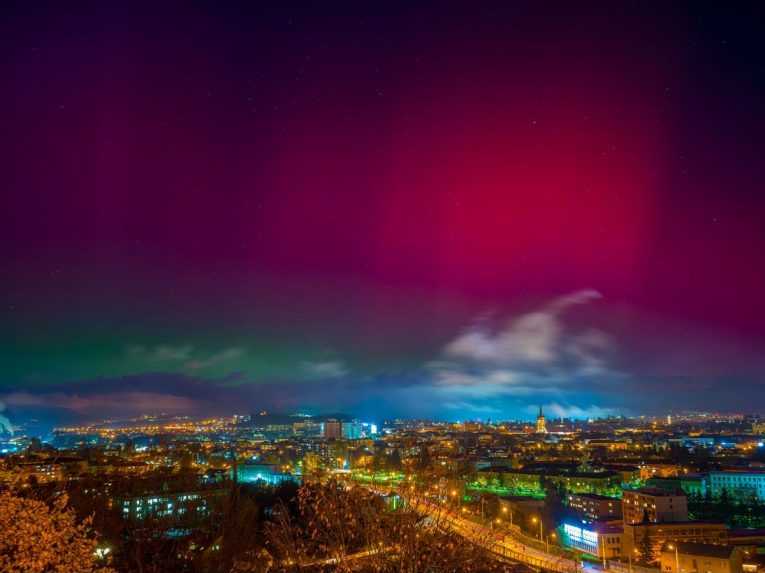 Zmeškali ste nedeľné divadlo na oblohe? Polárna žiara môže byť viditeľná znova, potvrdil astronóm
